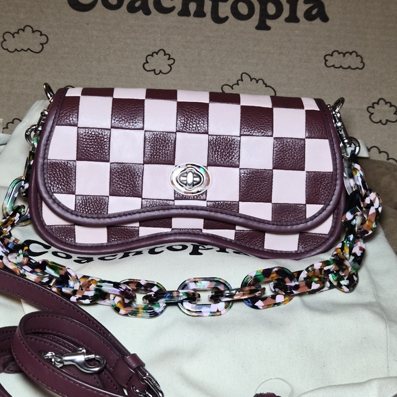 Coach 💥😱NWT Coachtopia Wavy Dinky Bag in Wine/Pink Checkerboard - Picture 3 of 12